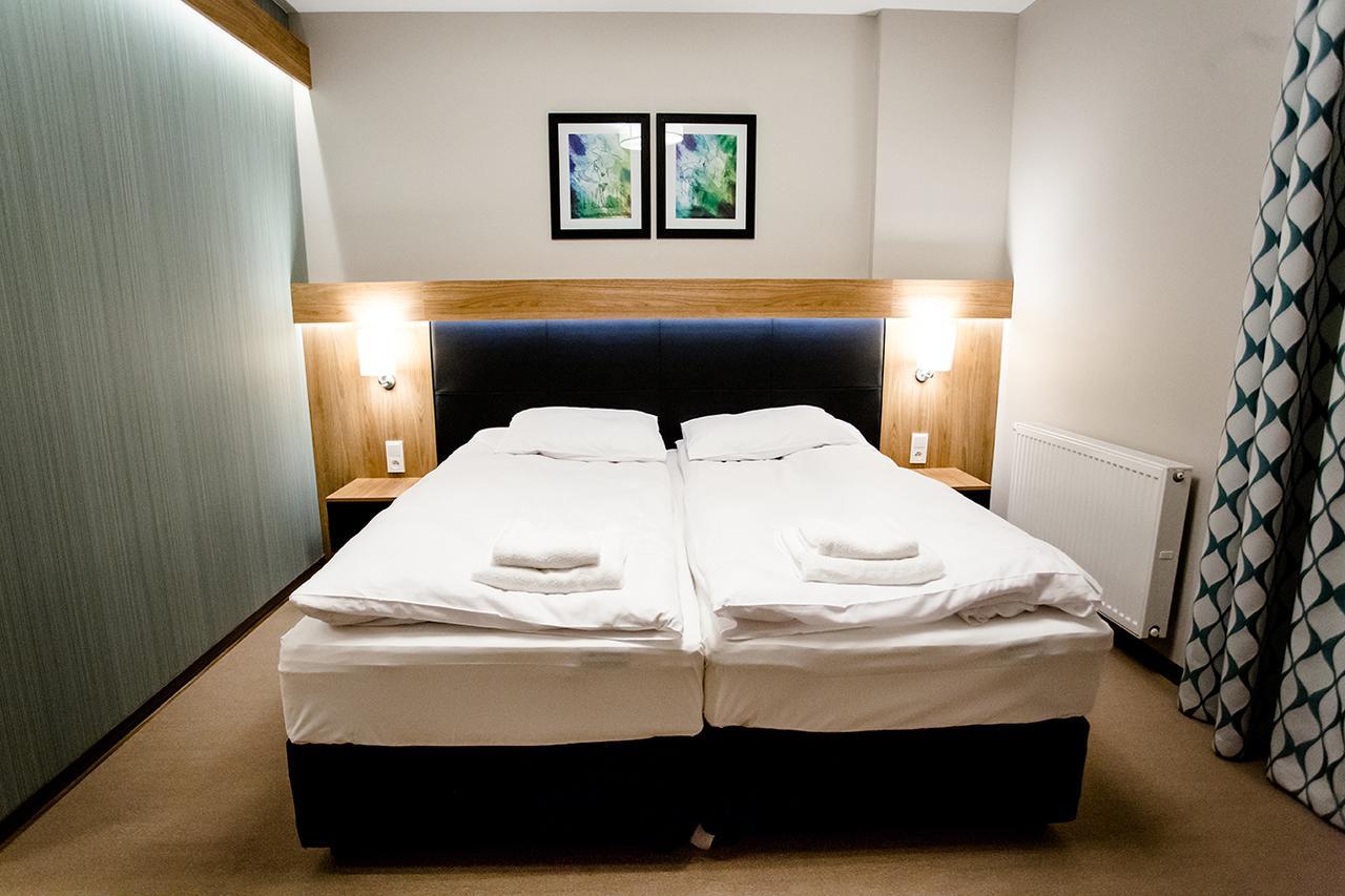 Bed and Breakfast Bulwary Biznes Мелец Экстерьер фото